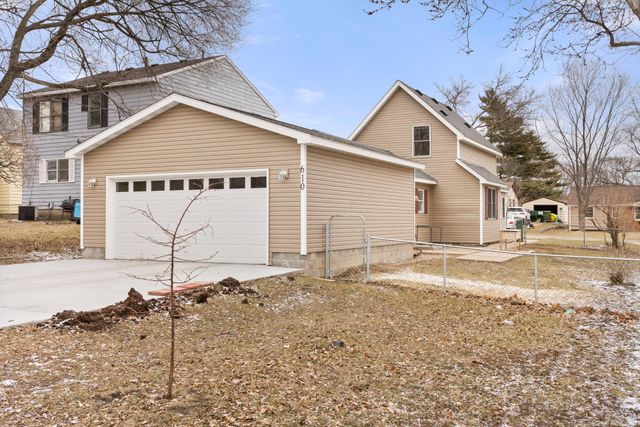 610 6th Avenue S, Hopkins, MN 55343