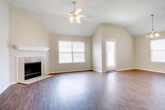1305 Mountain Peak Drive, Fort Worth, TX 76052