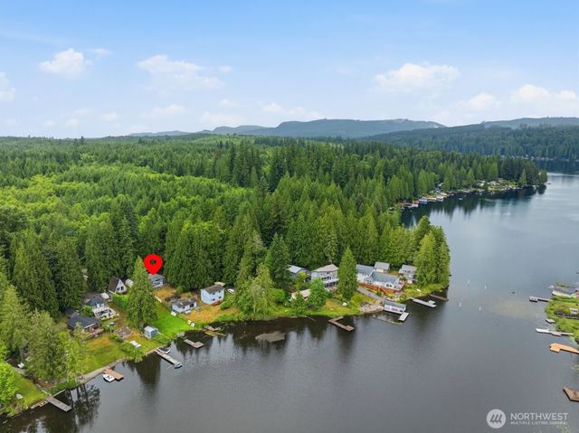 829 SW Lake Roesiger Road, Snohomish, WA 98290