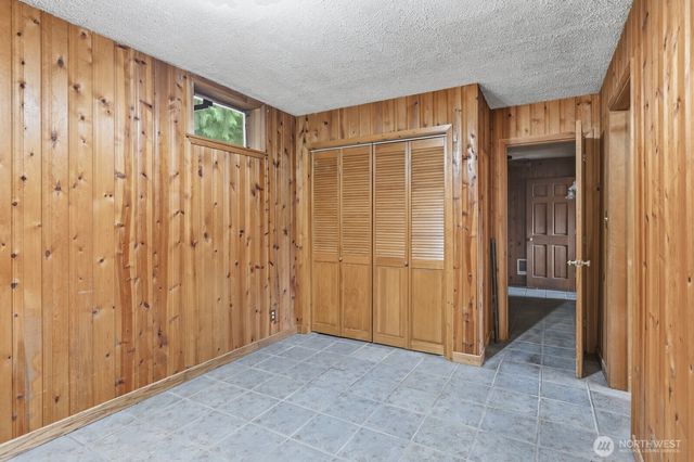 829 SW Lake Roesiger Road, Snohomish, WA 98290