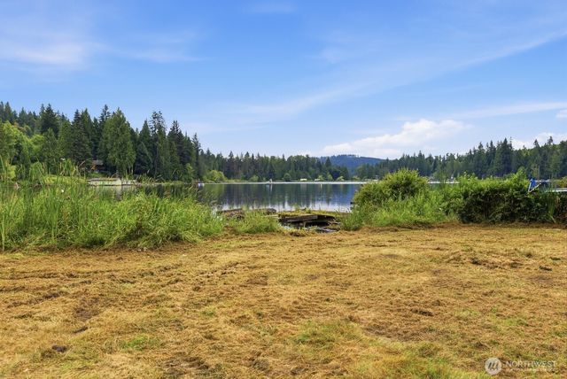 829 SW Lake Roesiger Road, Snohomish, WA 98290