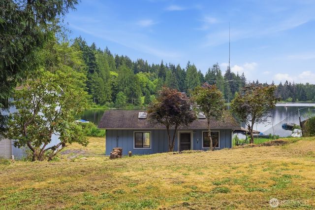 829 SW Lake Roesiger Road, Snohomish, WA 98290