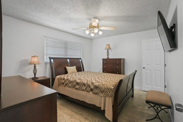 2270 SW 30TH Terrace, Fort Lauderdale, FL 33312