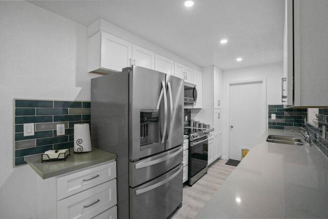 2270 SW 30TH Terrace, Fort Lauderdale, FL 33312