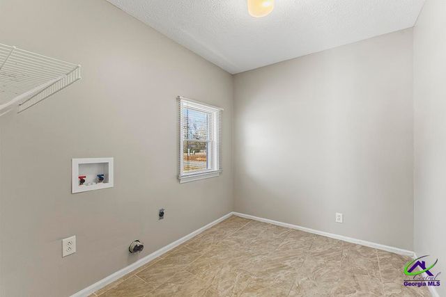 2989 Willowstone Drive, Lizella, GA 31052