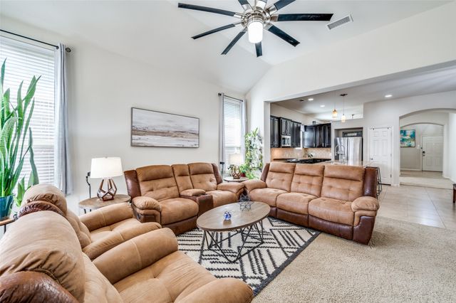 2624 Costa Mesa Drive, Little Elm, TX 75068