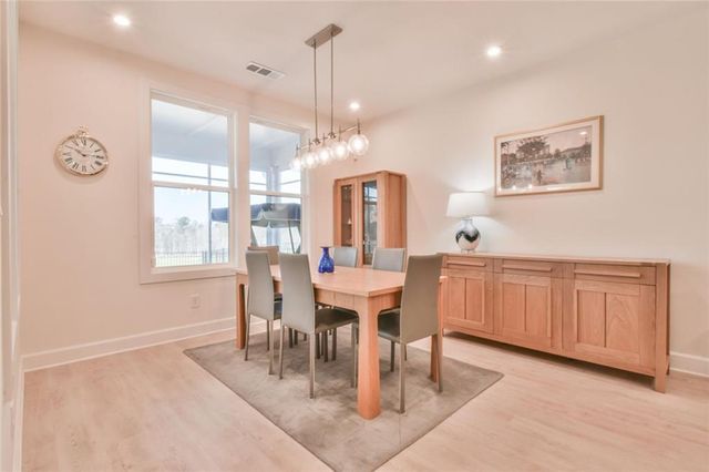 284 Pecks Court, Hoschton, GA 30548