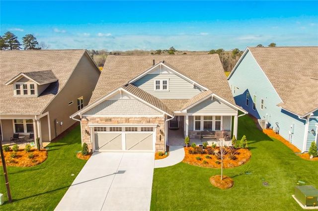 284 Pecks Court, Hoschton, GA 30548