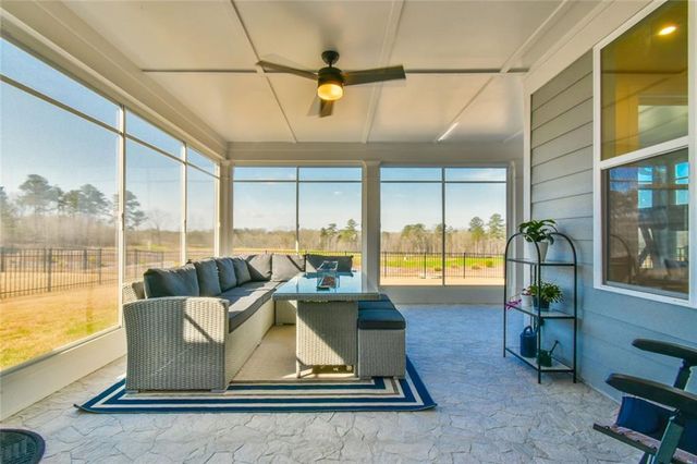 284 Pecks Court, Hoschton, GA 30548