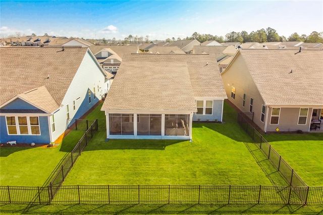 284 Pecks Court, Hoschton, GA 30548