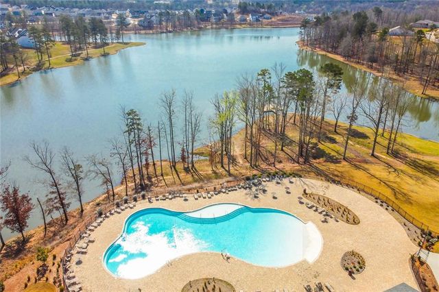 284 Pecks Court, Hoschton, GA 30548