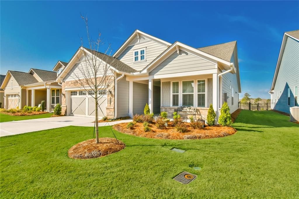 284 Pecks Court, Hoschton, GA 30548