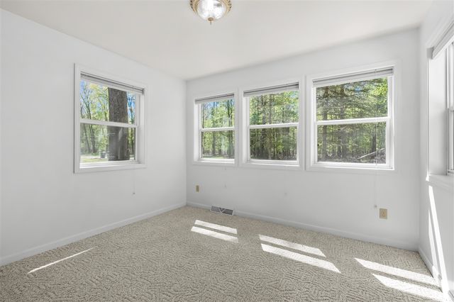52320 Sheridan Road, Paw Paw, MI 49079