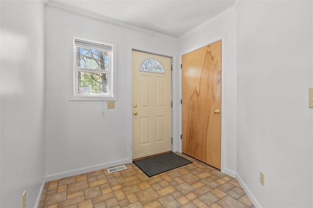52320 Sheridan Road, Paw Paw, MI 49079