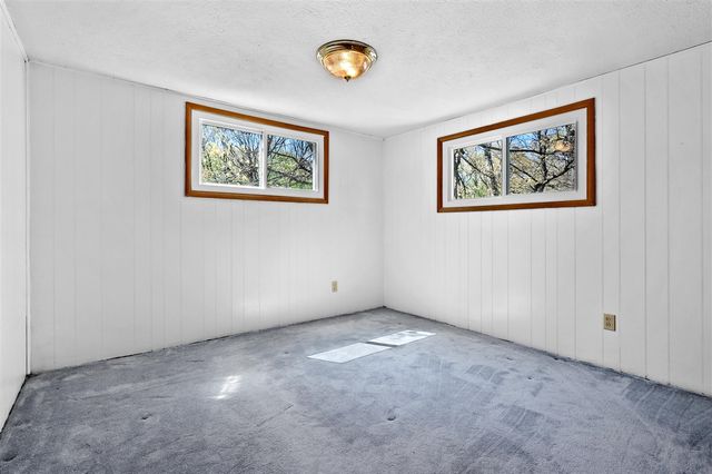 52320 Sheridan Road, Paw Paw, MI 49079