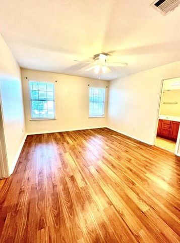 83 Jan LN, Georgetown, TX 78626