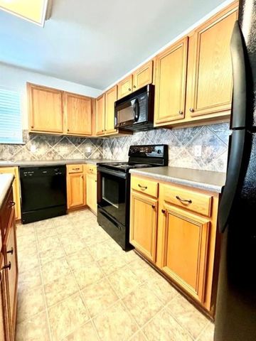 83 Jan LN, Georgetown, TX 78626