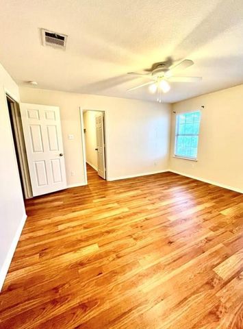 83 Jan LN, Georgetown, TX 78626