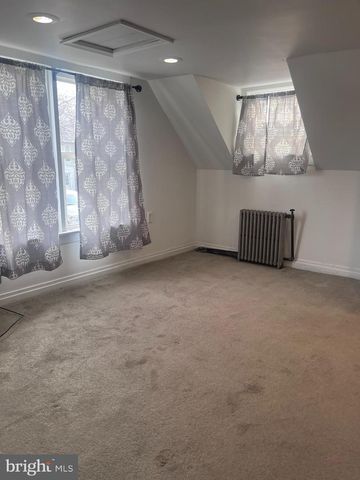 28 S QUEEN STREET, Shippensburg, PA 17257