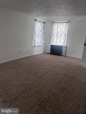 28 S QUEEN STREET, Shippensburg, PA 17257