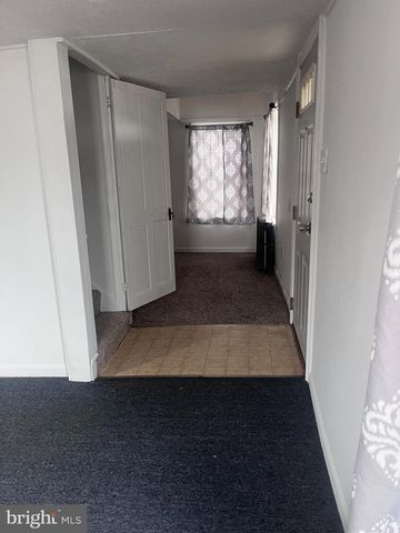 28 S QUEEN STREET, Shippensburg, PA 17257