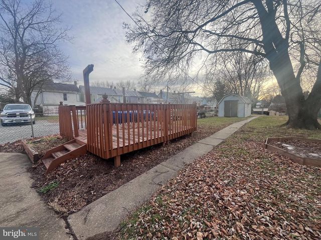 28 S QUEEN STREET, Shippensburg, PA 17257