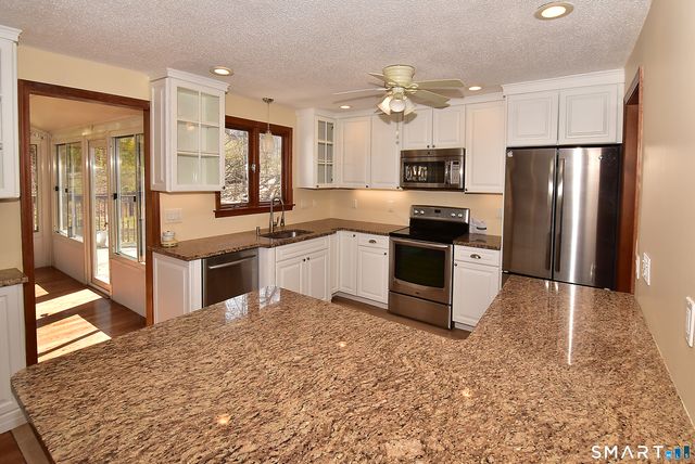 45 Grissom Road, Manchester, CT 06042