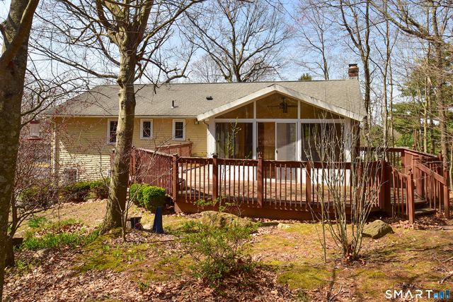 45 Grissom Road, Manchester, CT 06042