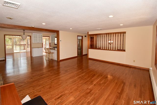 45 Grissom Road, Manchester, CT 06042