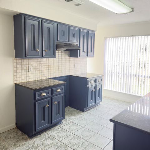 8719 Beau Monde Drive, Houston, TX 77099