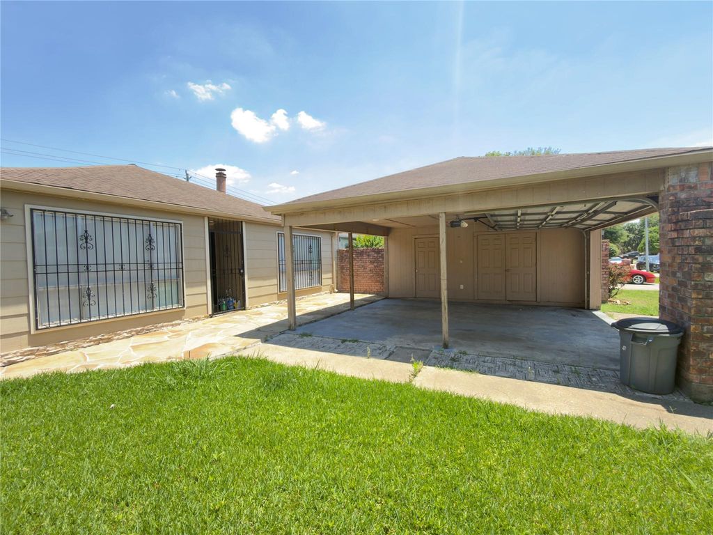8719 Beau Monde Drive, Houston, TX 77099