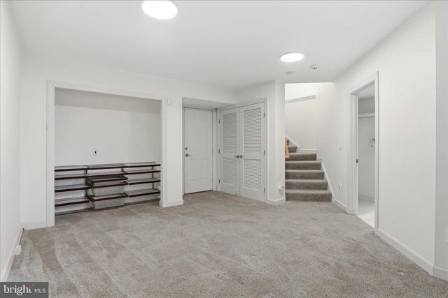 901 HARRISON CIR, Alexandria, VA 22304