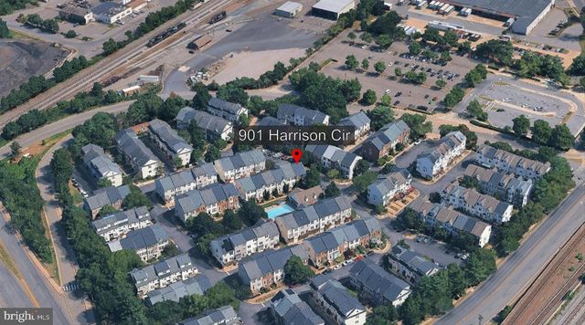 901 HARRISON CIR, Alexandria, VA 22304