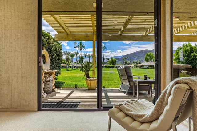 8 Barnard Court, Rancho Mirage, CA 92270