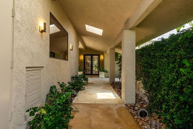 8 Barnard Court, Rancho Mirage, CA 92270