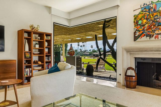8 Barnard Court, Rancho Mirage, CA 92270