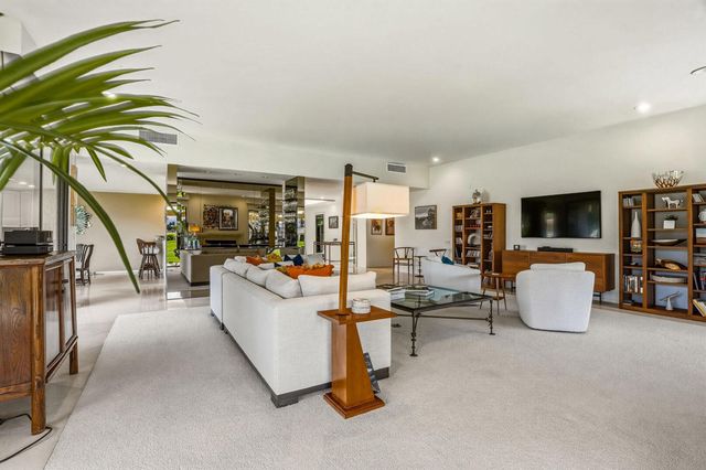 8 Barnard Court, Rancho Mirage, CA 92270