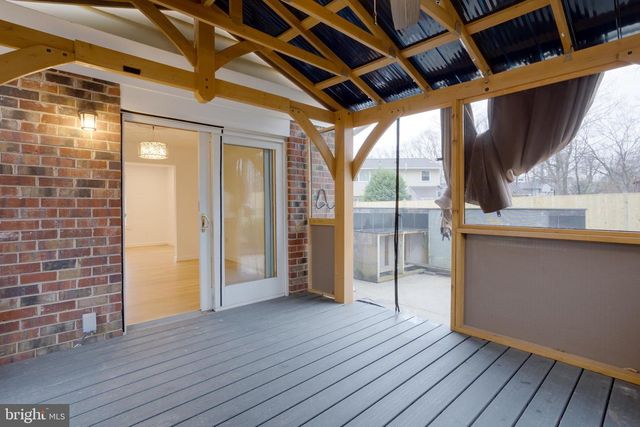 8122 TRURO CT, Springfield, VA 22152