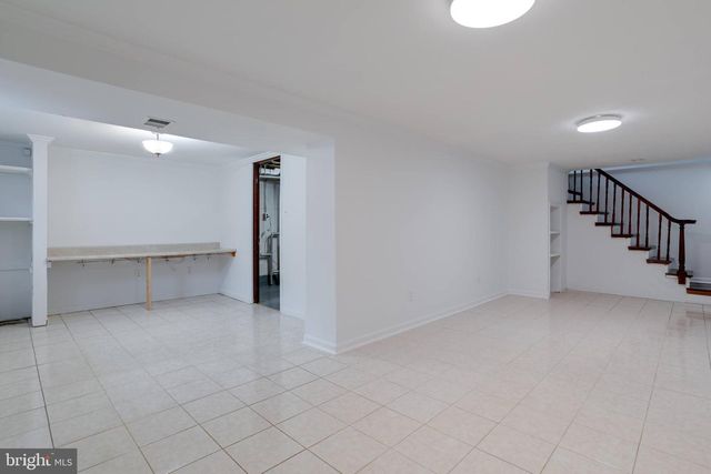 8122 TRURO CT, Springfield, VA 22152