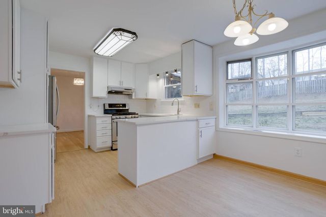 8122 TRURO CT, Springfield, VA 22152