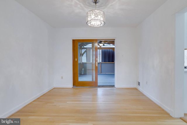 8122 TRURO CT, Springfield, VA 22152