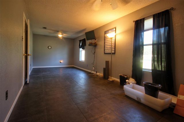 357 CR 3080, Lampasas, TX 78550