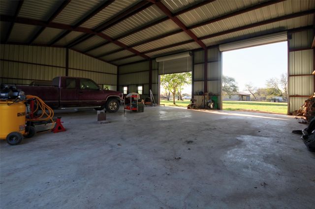 357 CR 3080, Lampasas, TX 78550