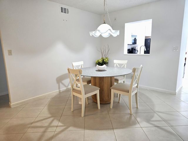 1901 Bermuda Circle M1, Coconut Creek, FL 33066