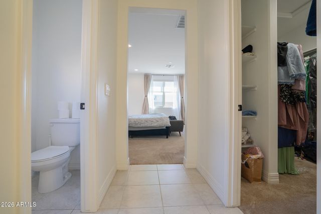 5033 N 81ST Avenue, Glendale, AZ 85303