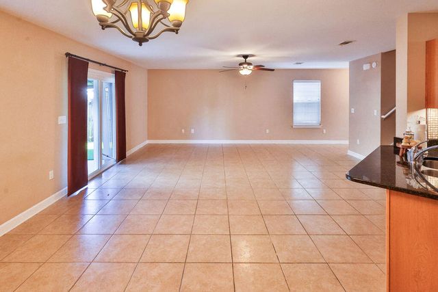 815 Sugar Plum Lane, Shalimar, FL 32579
