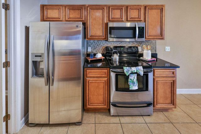 815 Sugar Plum Lane, Shalimar, FL 32579