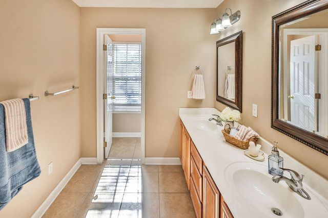 815 Sugar Plum Lane, Shalimar, FL 32579