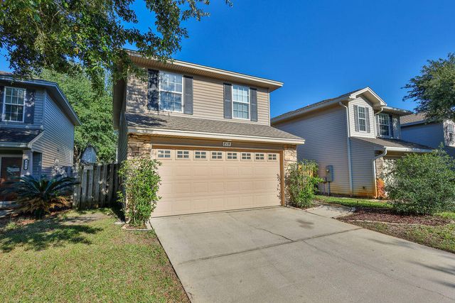 815 Sugar Plum Lane, Shalimar, FL 32579