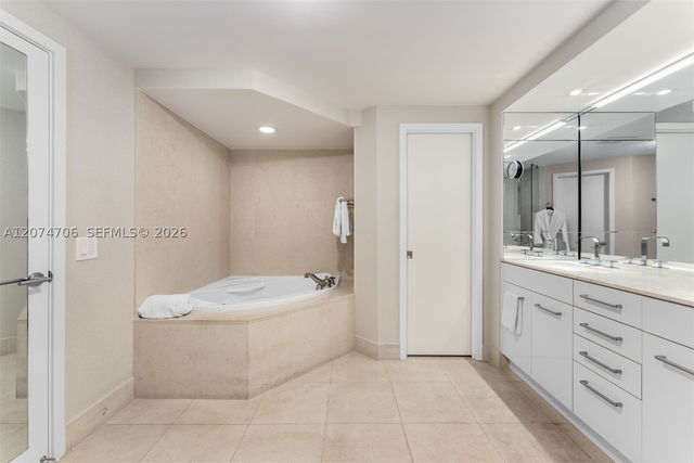 6899 Collins Ave 403, Miami Beach, FL 33141